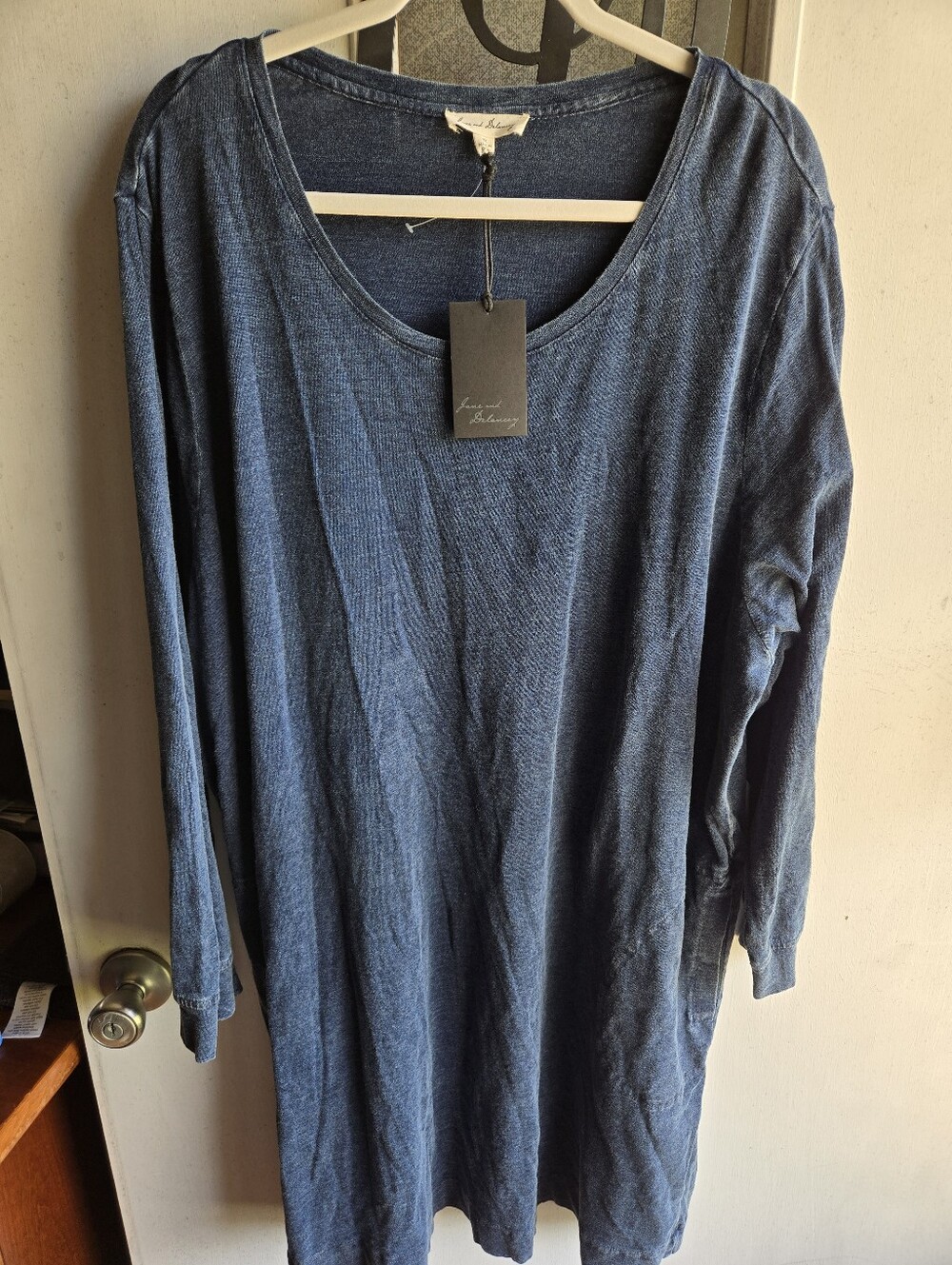 Jane And Delancey Women's Long Sleeve Scoop Neck Tunic - Navy Blue